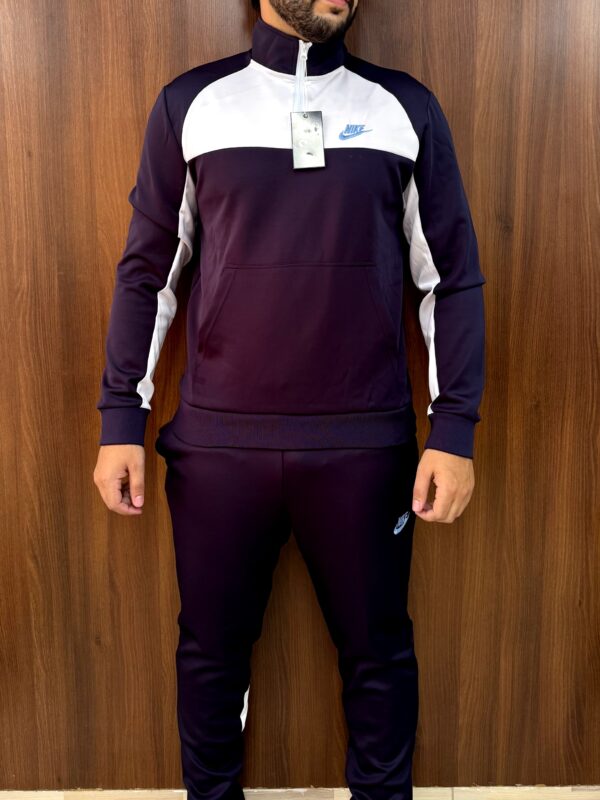 Conjunto Esportivo Tech Fleece