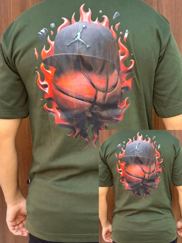 Camiseta Oversized Suedine